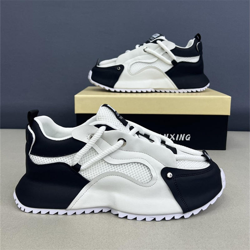 Breathable Sneaker Low-Top